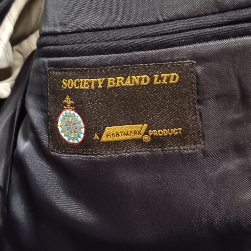 Suit Set - Picture 4 of 5